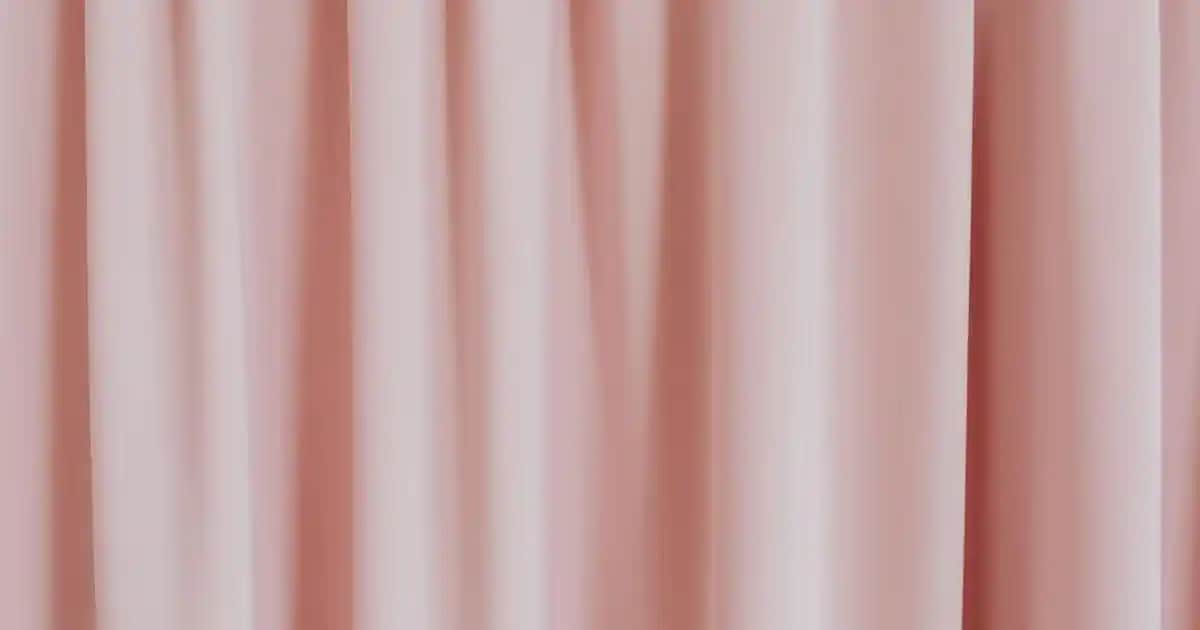 Maybelline Gloss Rust Dudak Parlatıcısı: Doğal ve Çekici Bir Görünüm İçin Ideal Seçenek