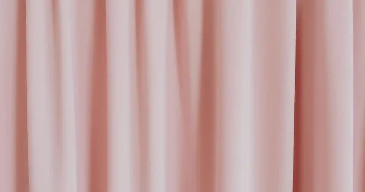 Maybelline Gloss Rust Dudak Parlatıcısı: Doğal ve Çekici Bir Görünüm İçin Ideal Seçenek