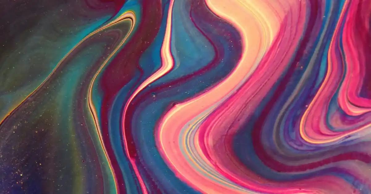 Maybelline Kalıcı Ruj Çeşitleri ve Renkleri: Gün Boyu Mükemmel Dudaklar İçin En İyi Seçenekler