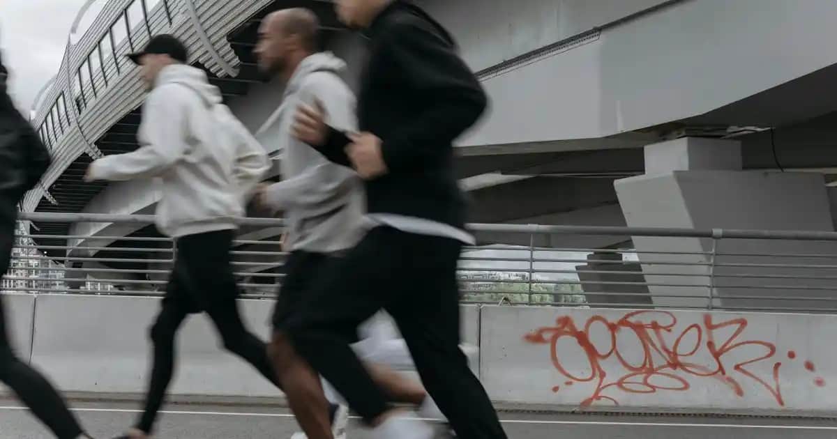 Maybelline Peachy Tonları: Doğal ve Sıcak Dudak Renkleri ile Göz Alıcı Makyaj