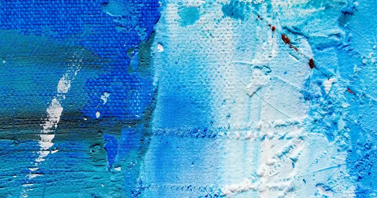 Maybelline Taffy Renkli Lip Gloss ve Ruj Ürünü: Nemli ve Doğal Dudaklar İçin Uygun Seçenek