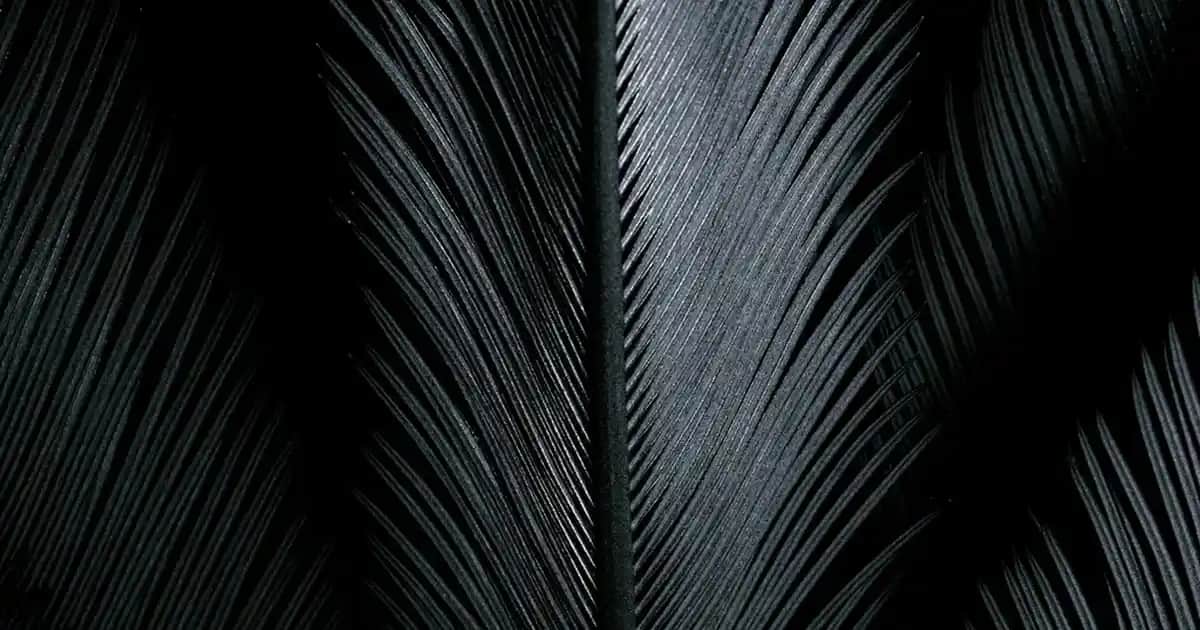 Maybelline Tattoo Liner: Uzun Süre Kalıcı ve Suya Dayanıklı Göz Makyajı Çözümü