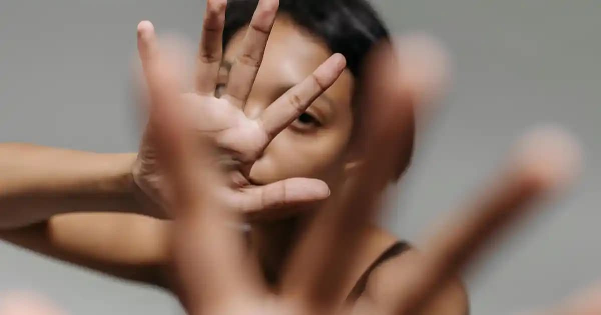 Nudes Paletler ve Doğallığın Gücü: Kozmetik Dünyasında Güncel Trendler ve Kullanım İpuçları