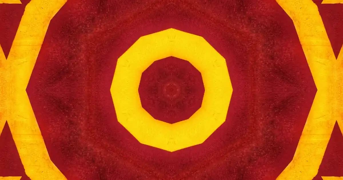 Pastel Moon Light Highlighter ile doğal ışıltınızı ortaya çıkarın ve makyajınıza parlaklık katın