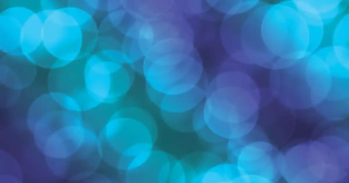 Pastel Multidimensional Maskara: Hacim, Uzunluk ve Kıvrıklık Sunan Çok Fonksiyonlu Göz Makyaj Ürünü