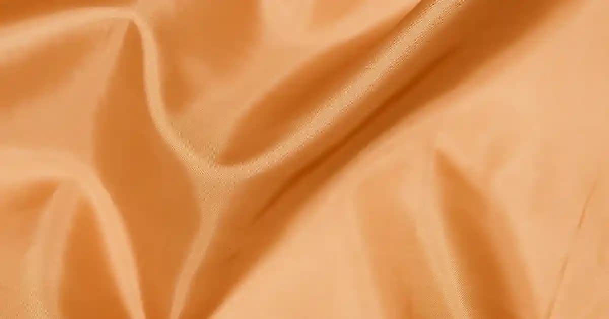 Pembe Allık Seçimi ve Uygulama Yöntemleri ile Doğal ve Canlı Görünüm