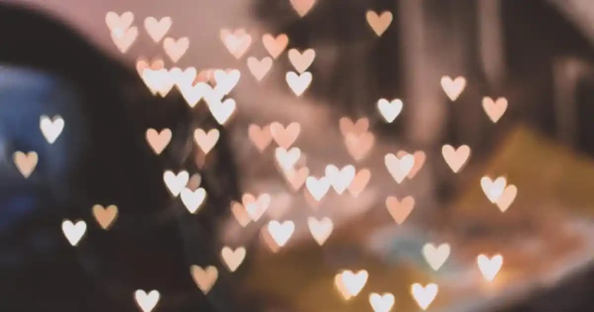 Saç Köpüğü Nedir? Kullanım Amaçları ve Saç Sağlığına Etkileri