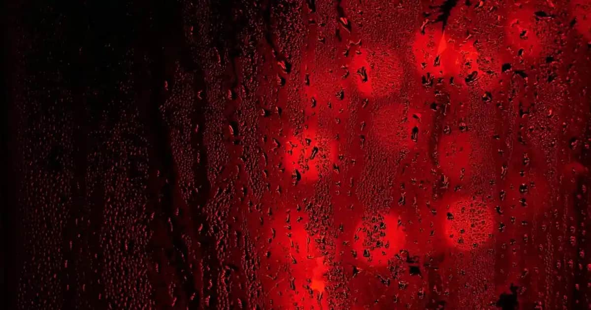 Siyah Göz Makyajı Teknikleri ve Modelleri: Adım Adım Uygulama Rehberi