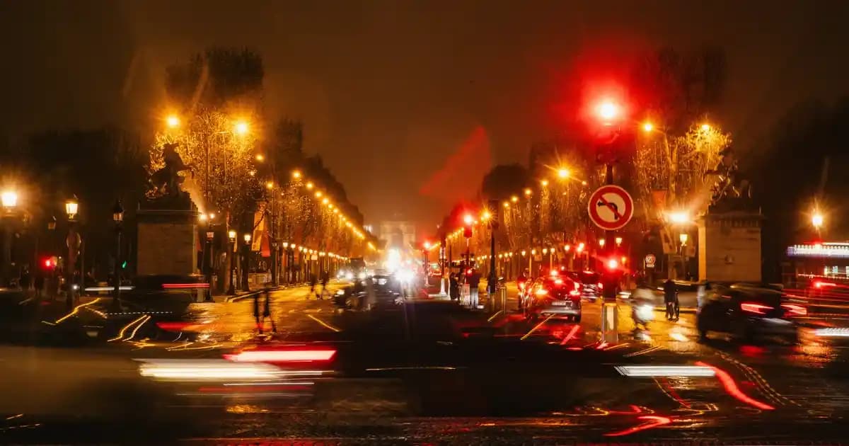 Vichy Liftactiv Serisi: Yaşlanma Belirtilerini Geciktiren ve Cilt Yenileme Sağlayan Ürünler