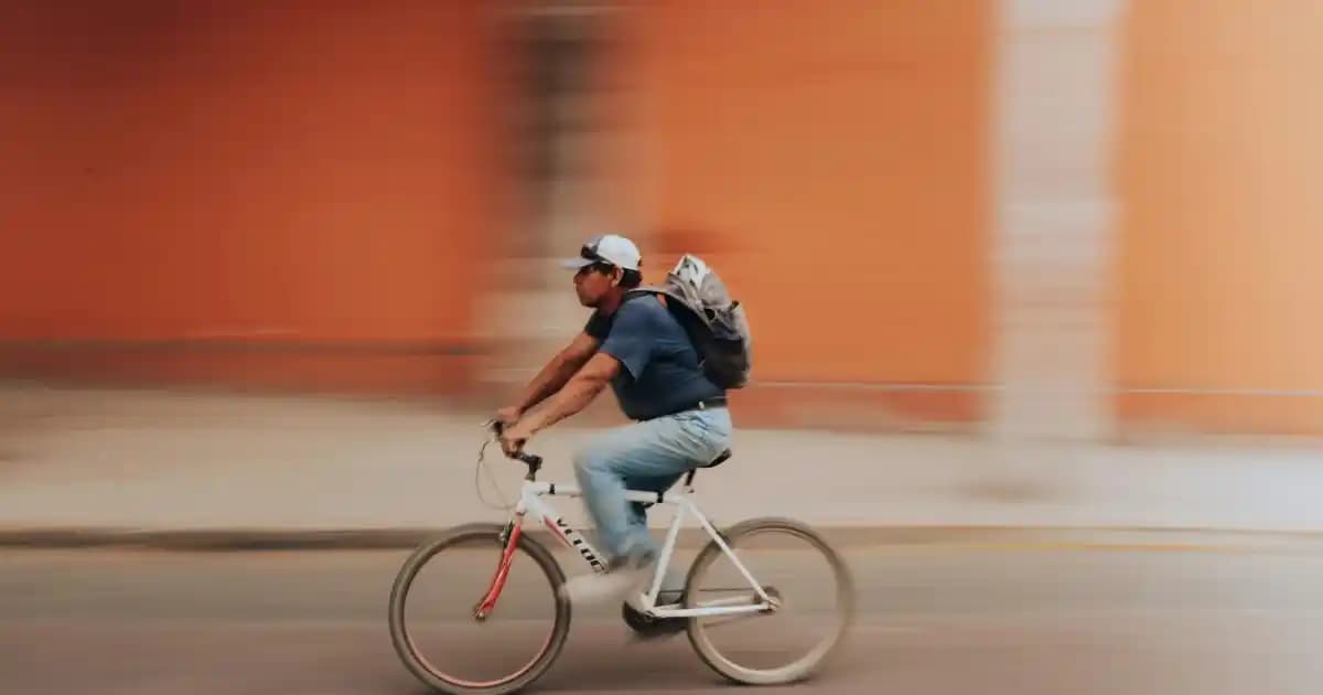 Yağlı Saçlar İçin En Etkili Şampuanlar ve Doğru Kullanım Yöntemleri Rehberi