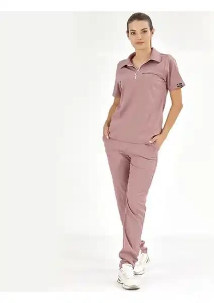 Sağlık Çalışanları İçin En Uygun Formalar: Çizgi Medikal ve Pozitif Üniforma Karşılaştırması