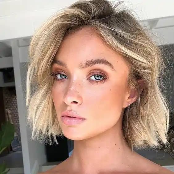 2024 Kısa Saç Modelleri: Modern, Cesur ve Şık Kısa Saç Trendleri Rehberi