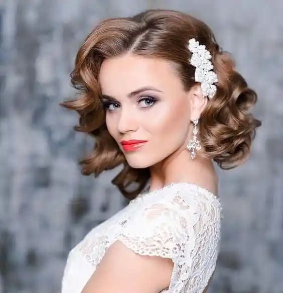 Abiye Kısa Saç Modelleri Maşa: Şıklık ve Zarafet İçin En İyi Teknikler