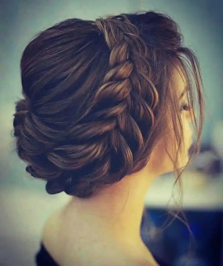 Abiye Saç Masa Modelleri: Şıklık ve Fonksiyonelliği Bir Arada Sunan Tasarımlar