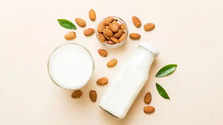 Acı Badem Sütü Zararları ve Güvenli Tüketim İçin Bilmeniz Gerekenler