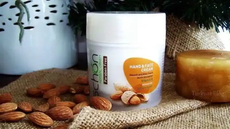 Acıbadem Kremi: Doğal İçeriklerle Nemlendirme ve Anti-Aging Bakımı Sağlayan Krem