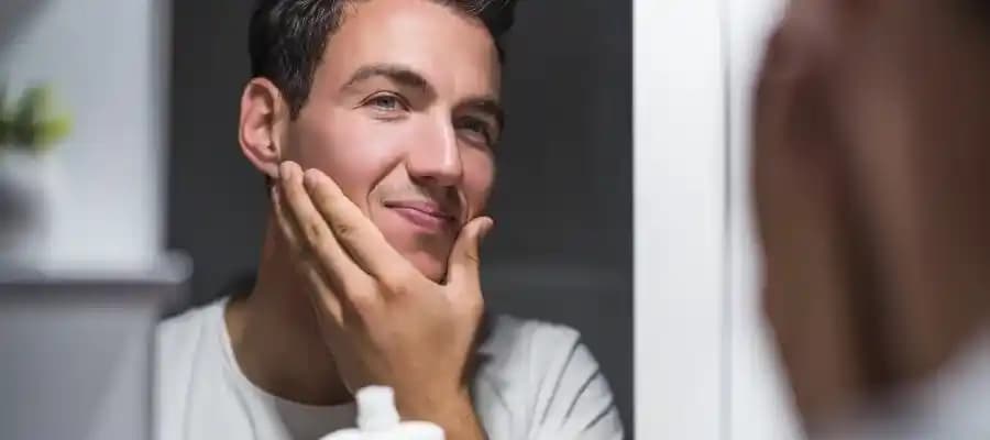 After Shave Nedir? Tıraş Sonrası Cilt Bakımının Önemi ve Doğru Kullanım Rehberi