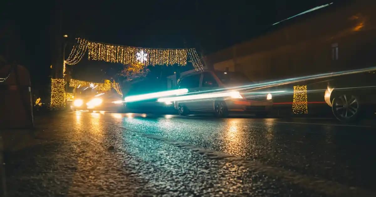 Aknefloks Ne Zaman Etkisini Gösterir? Akne Tedavisinde Etkili Kullanım Rehberi