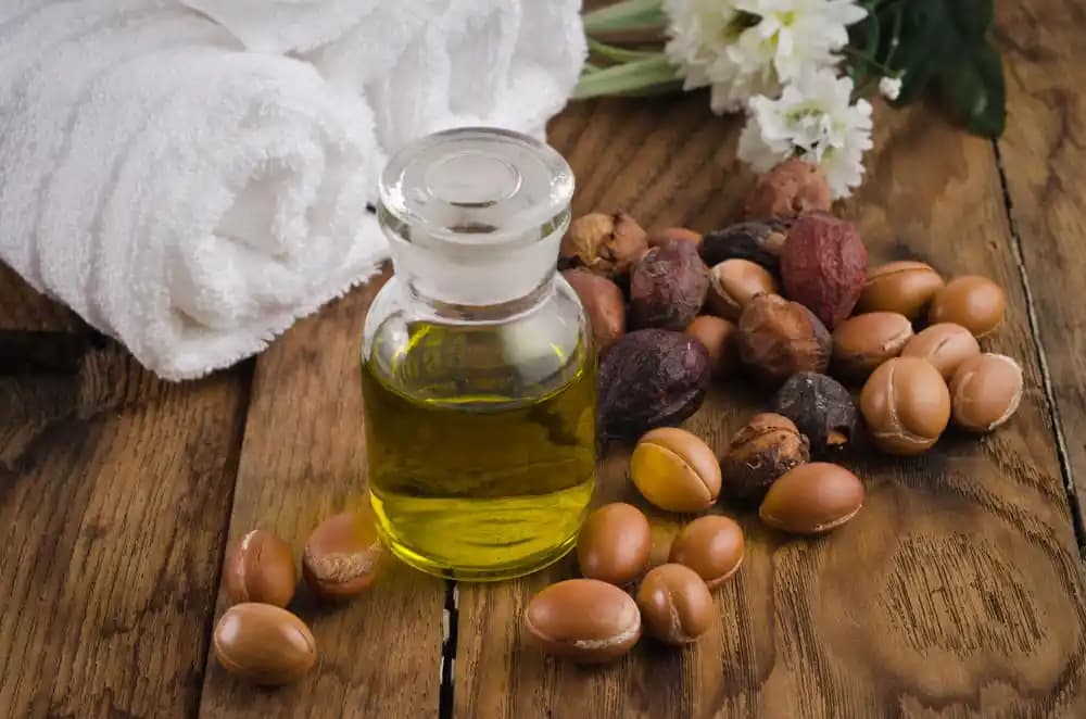 Argan Yağının Zararları ve Yan Etkileri: Bilinçli Kullanım İçin Önemli Bilgiler