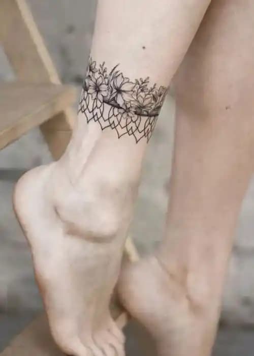 Ayak Bilek Halhalı: Tarih, Kültür ve Modern Moda Dünyasında Zarif Aksesuarlar