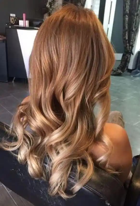 Bal Sarısı Saç Rengi Numarası: Doğal ve Parlak Tonlar İçin Kapsamlı Rehber