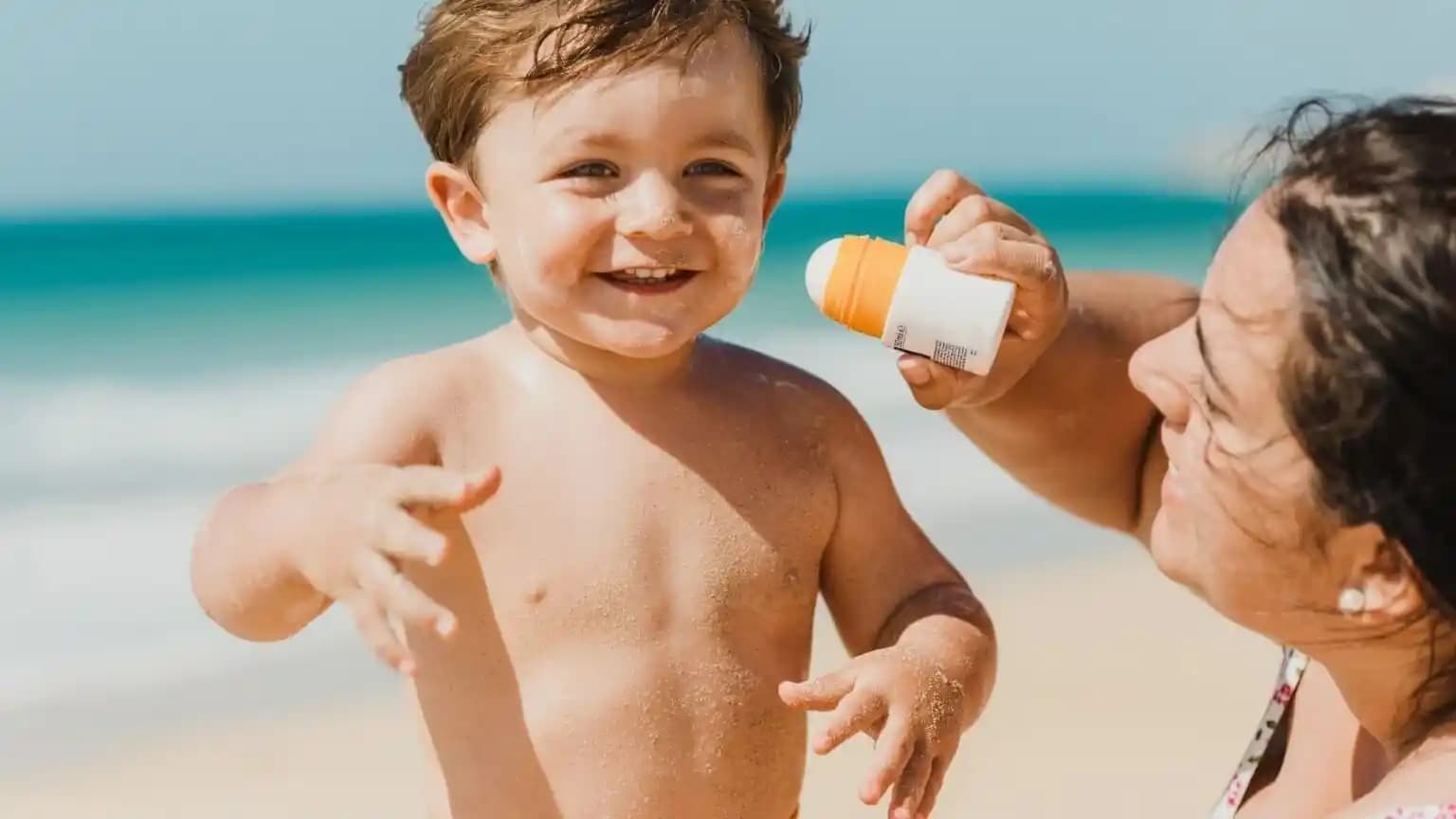 Bebekler İçin En İyi Güneş Kremi Seçimi: Güvenli ve Etkili Koruma Rehberi