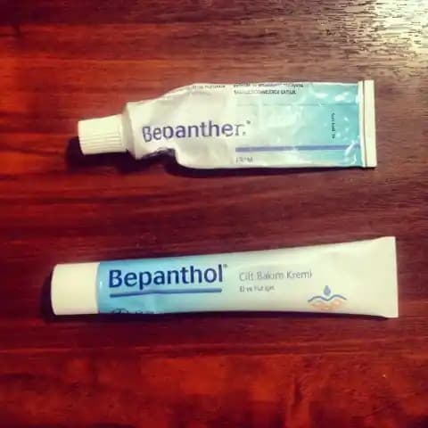 Bepanthen ve Bepanthol: İçerik, Kullanım ve Farklarıyla Kapsamlı Cilt Bakımı İncelemesi
