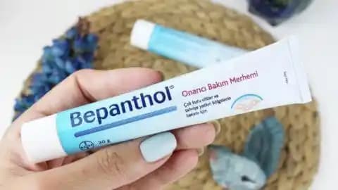 Bepanthol Sivilce Yapar mı? Dermatolojik İnceleme ve Cilt Bakımında Etkileri