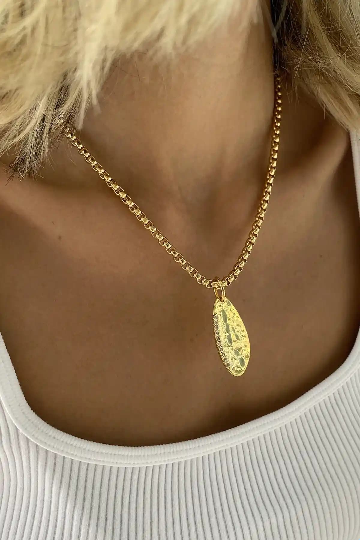 Bonnjerra Takı: Özgün Tasarım ve Kaliteyle Zarafetin Yeni Adresi