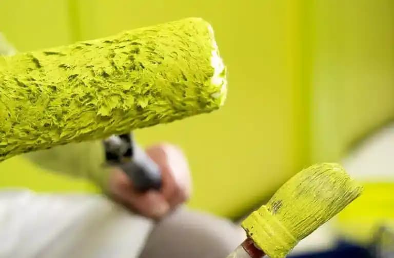 Boya Bozulur Mu? Kozmetik Boyaların Ömrü ve Doğru Saklama Yöntemleri