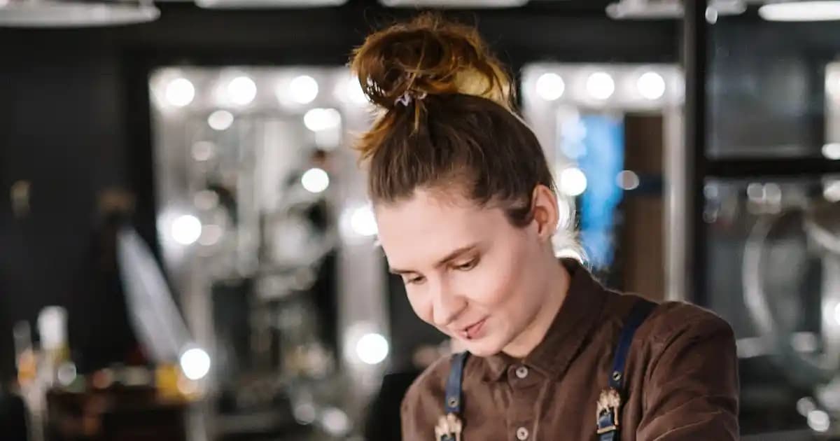 Bozuk Saç Boyası Nasıl Anlaşılır? Saç Boyası Kalitesi ve Saklama İpuçları