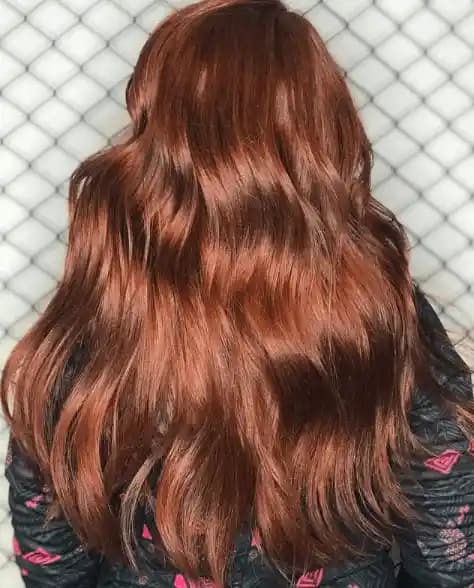 Bronz Kahve Saç Rengi: Sıcak Tonların Doğal Işıltıyla Buluşması ve Bakım Önerileri