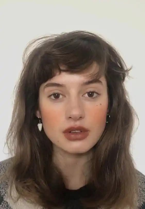 Allık Uygulamasında Yüz Şekline ve Cilt Tonuna Göre Doğru Yerleşim ve Renk Seçimi