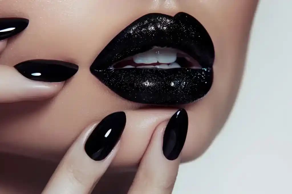 Gerçek Siyah Ruj Seçimi ve Kullanımı: Ürün İncelemeleri ve Öneriler