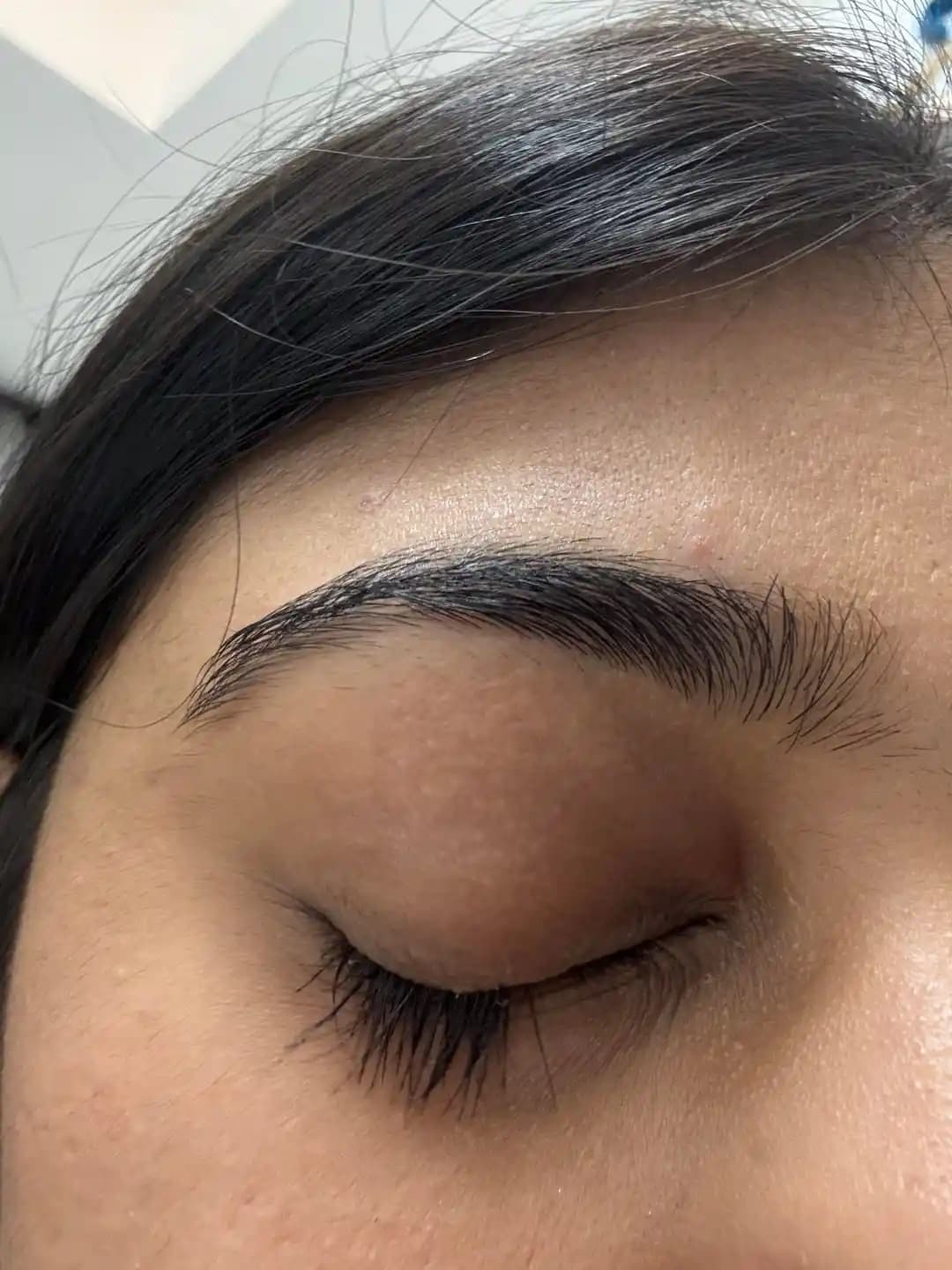 Kirpik Kopması Nedenleri, İyileşme Süreci ve Etkili Gizleme Yöntemleri