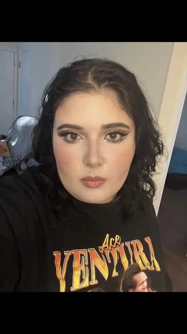 Sophia Loren Tarzı Makyaj Görünümü: Ürünler ve Uygulama Teknikleriyle Klasik Stil