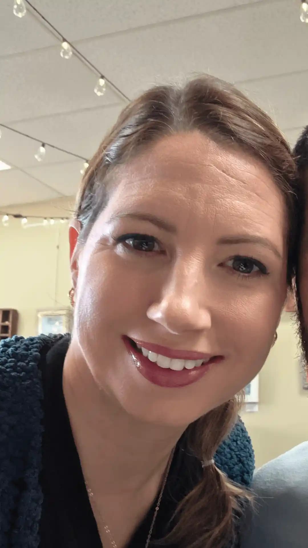 Yaşlanan Ciltler İçin Doğru Makyaj Rutini ve Ürün Seçimi Teknikleri