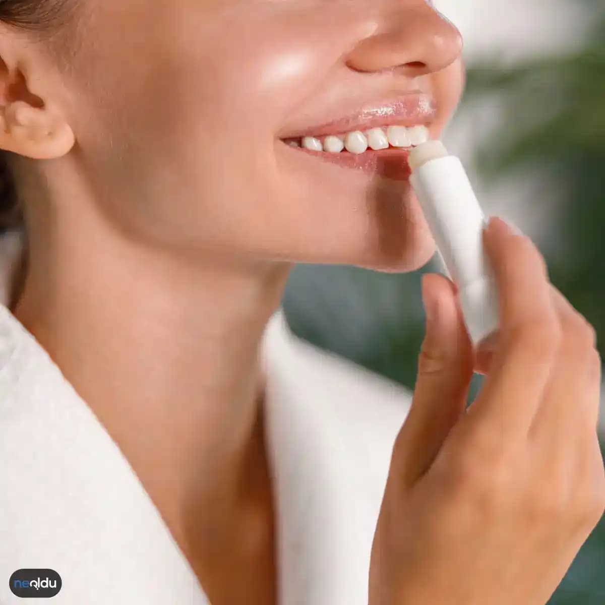 Dudak Bakımı Nasıl Yapılır? Sağlıklı ve Güzel Dudaklar İçin Etkili Yöntemler