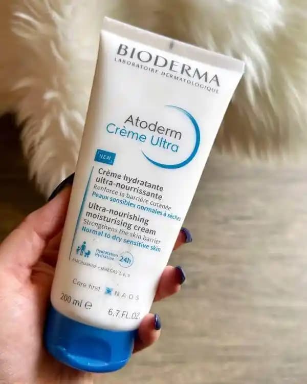 Eczanede Satılan En İyi Nemlendirici Kremler ve Cilt Tipine Göre Seçim Rehberi