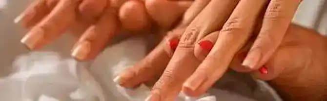 El Çatlakları ve Kuruluğu Önleme Yöntemleri: Sağlıklı Eller İçin Pratik Bakım Önerileri