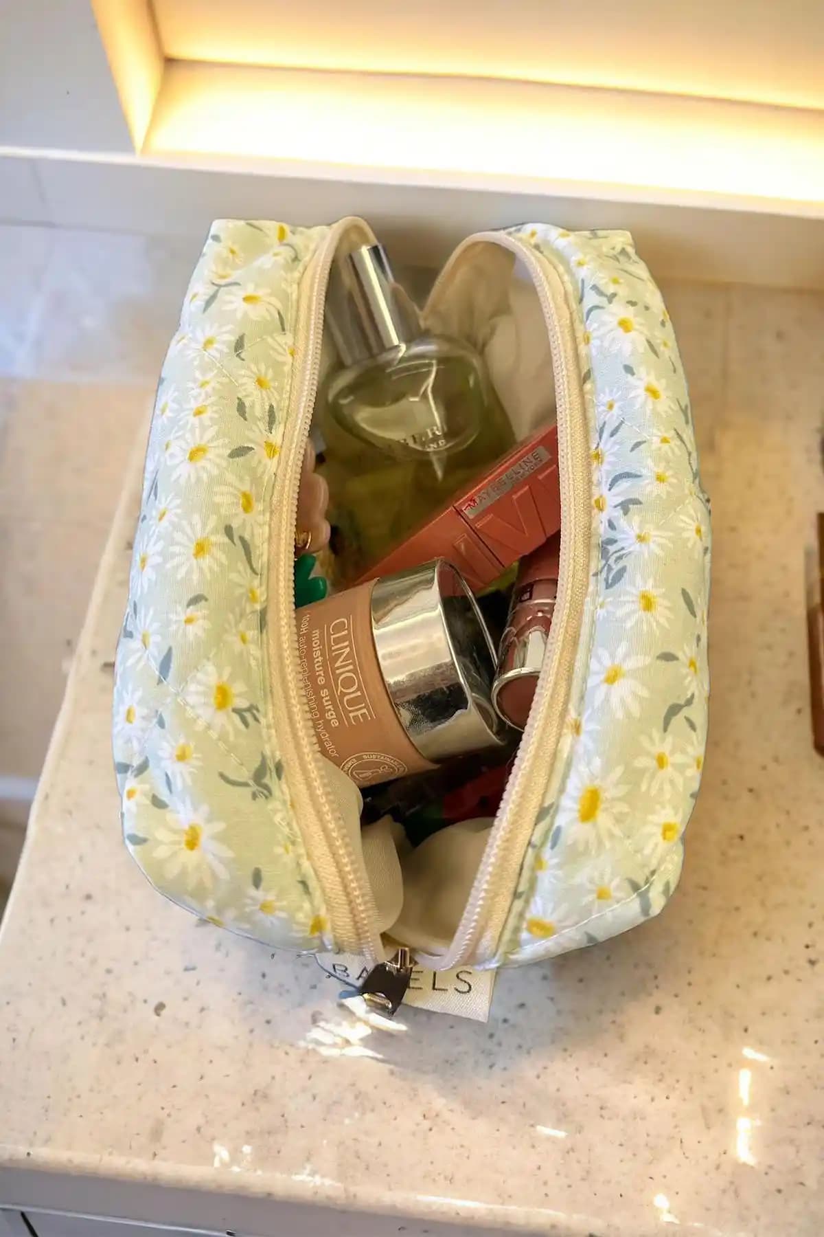 BAHELS Papatya Desen Makyaj Çantası İncelemesi: Şık ve Dayanıklı Saklama Çözümü