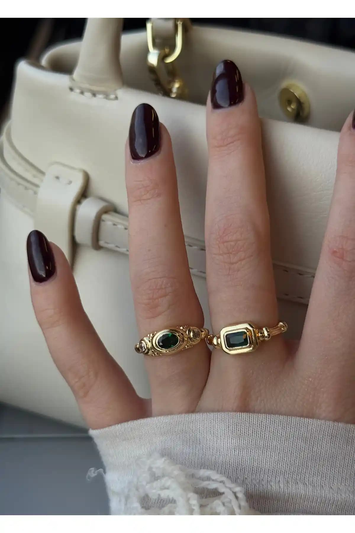 KİLİGİSTANBUL Arlo Yeşil Taşlı Vintage Yüzükler Şıklık ve Dayanıklılık Sunar