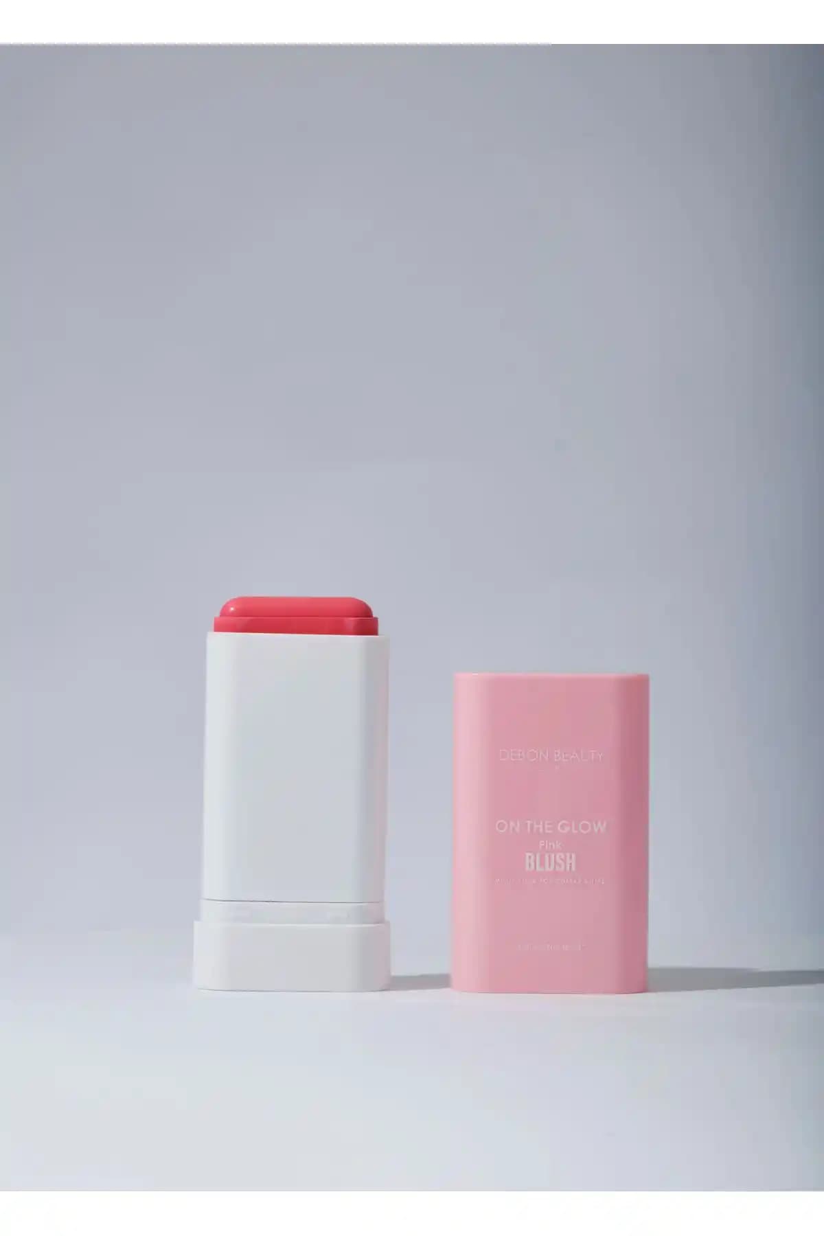 MÜBERYA Sağlam On The Glow Blush Pink: Doğal ve Işıltılı Yanaklar İçin Çok Yönlü Makyaj Ürünü