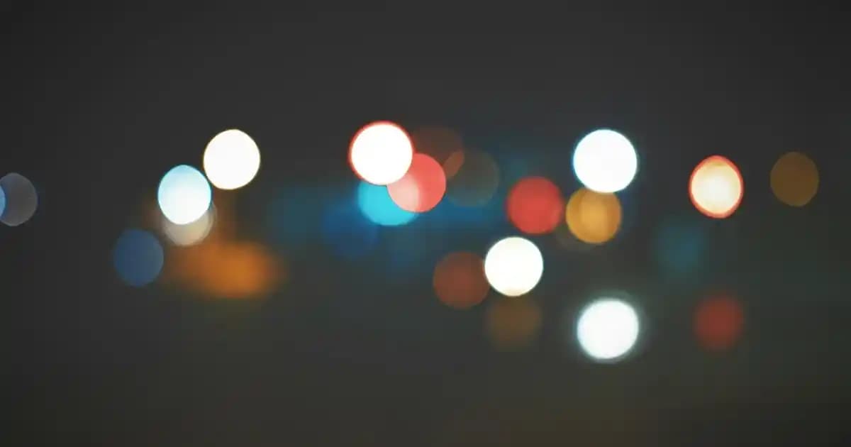 Saç Yıkamada Çift Şampuanlama: Gereklilik, Teknikler ve Saç Tipine Göre Etkileri