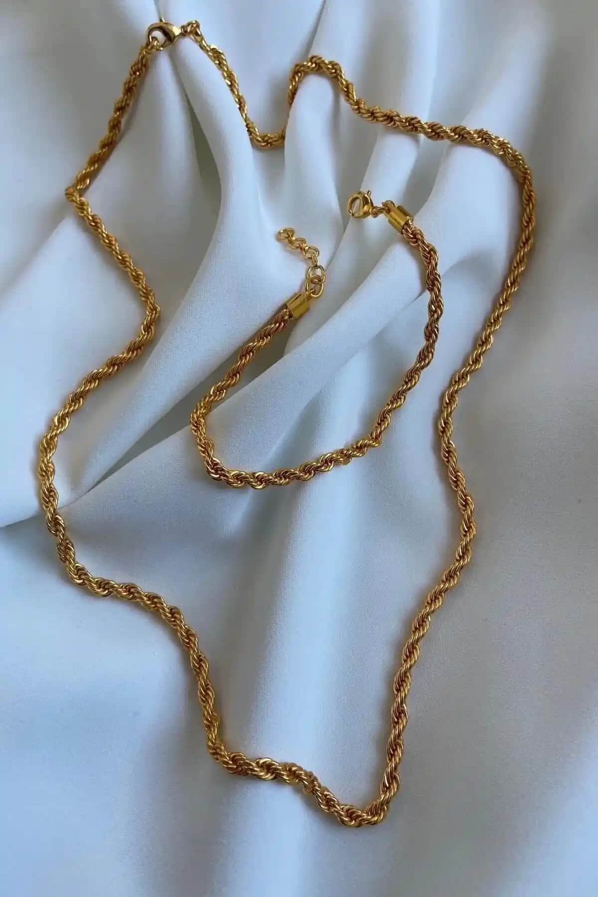 22 Ayar Altın Kaplama Kadın Zincir ve Bileklik Seti Günlük Kullanım İçin Uygun