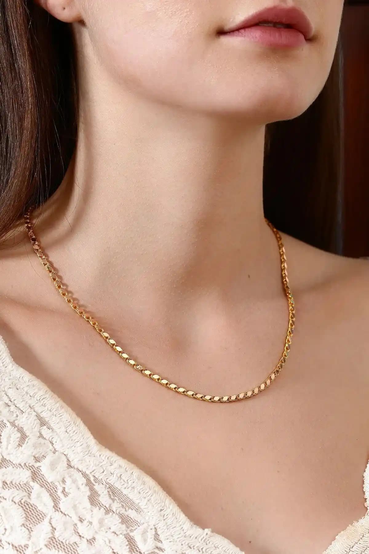 Altınkesesi 14 Ayar Altın Halep Pullu Zincir Kolye Günlük ve Özel Kullanım İçin