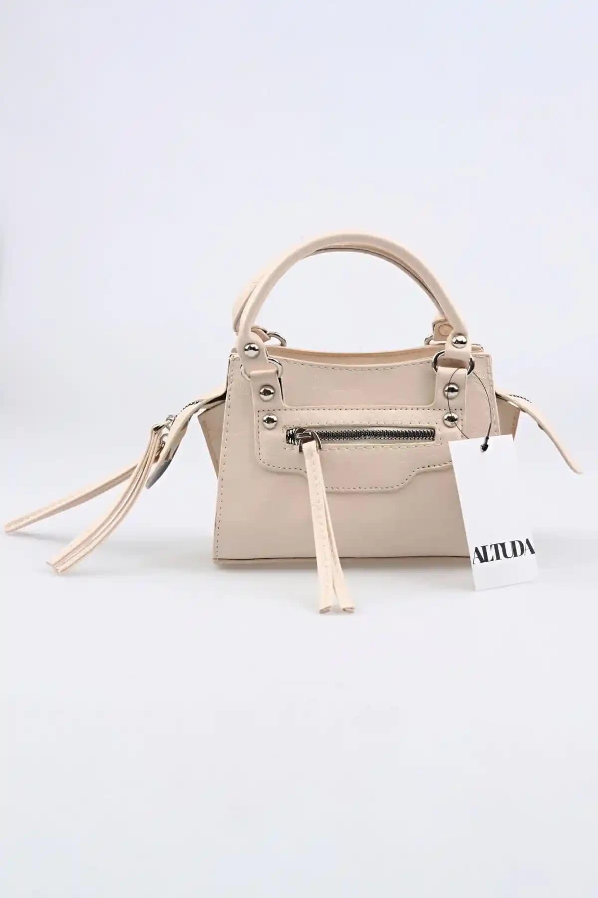 ALTUDA Kadın Askılı Çapraz ve Mini Çapraz Çanta Karşılaştırması ve Özellikleri