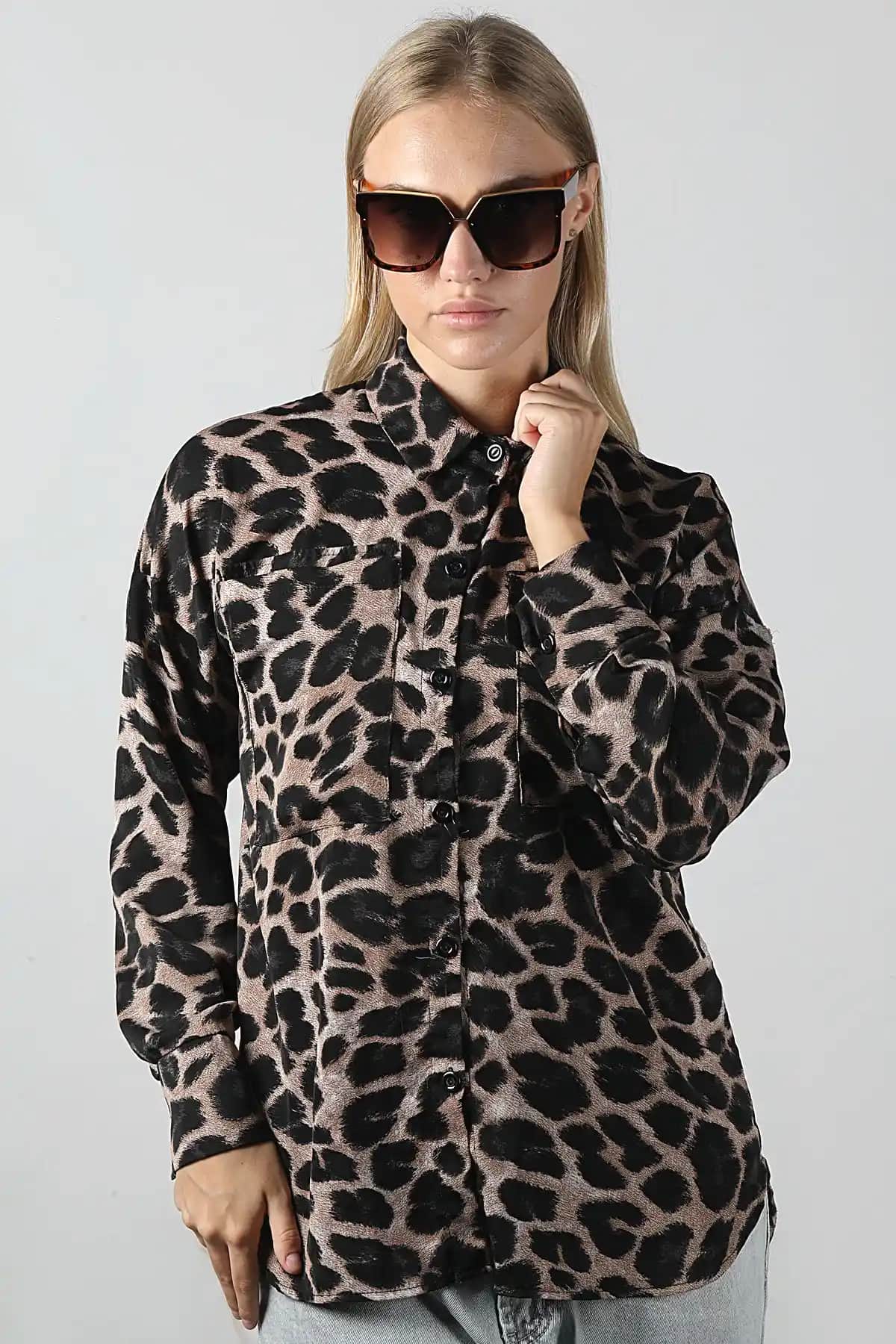 Angel Eyes Kare Leopar Kadın Güneş Gözlüğü: Şıklık ve Göz Sağlığını Bir Arada Sunar