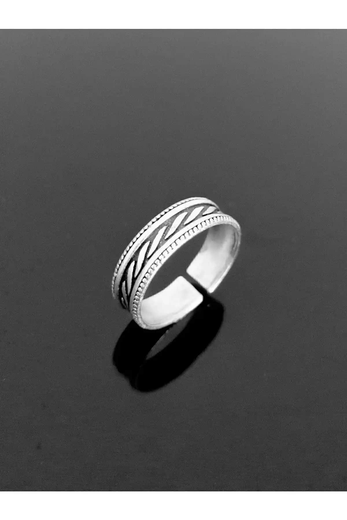 Antik ve Spor Tarzında Gümüş Kaplama El Yapımı Ayarlanabilir Yüzük - Zarif Tasarım