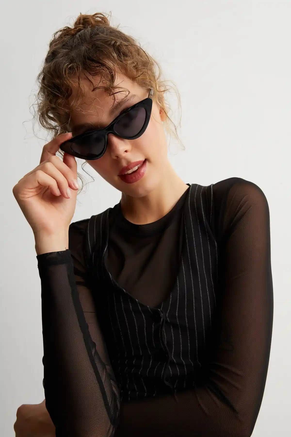 Aqua Di Polo 1987 Kadın Cat Eye Güneş Gözlüğü Şık ve Fonksiyonel Tasarım